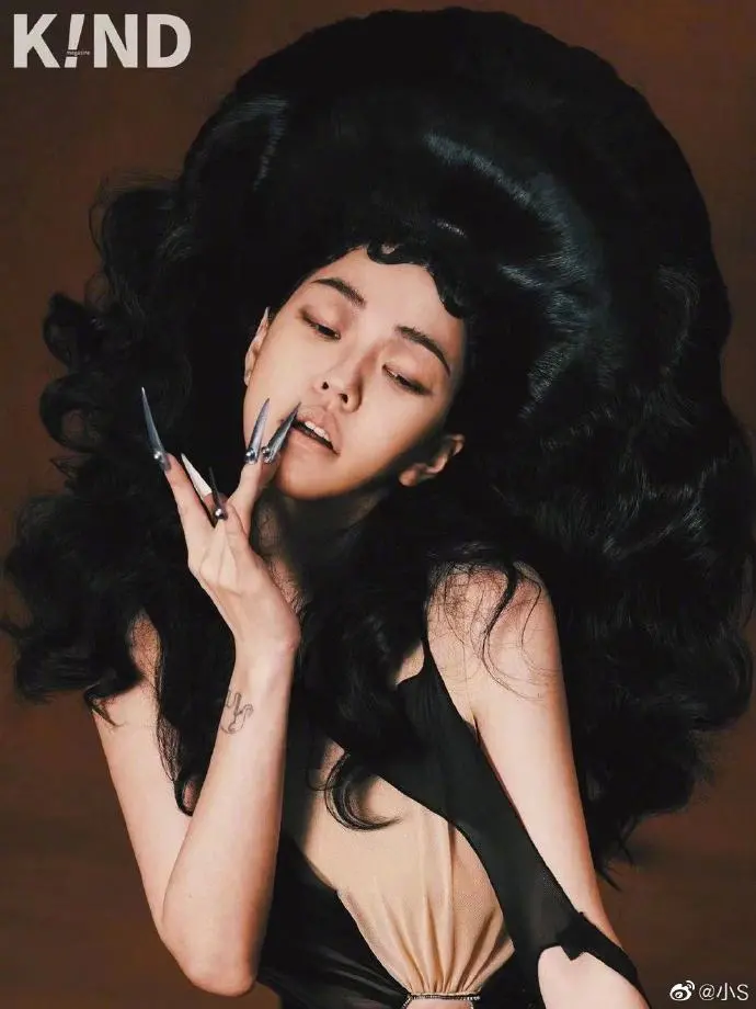 小S|45岁大S单方面官宣“离婚”，网友喊话小S：学学你姐吧！