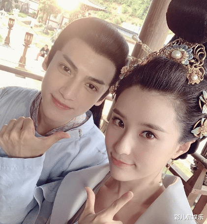 花千骨|有种逆袭叫“轻水”，《花千骨》中其貌不扬，如今美到不敢认！