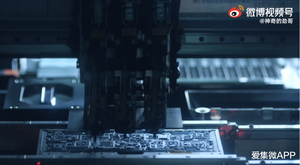 |联想陈劲:摩托罗拉首款骁龙8手机12月15日现货开售