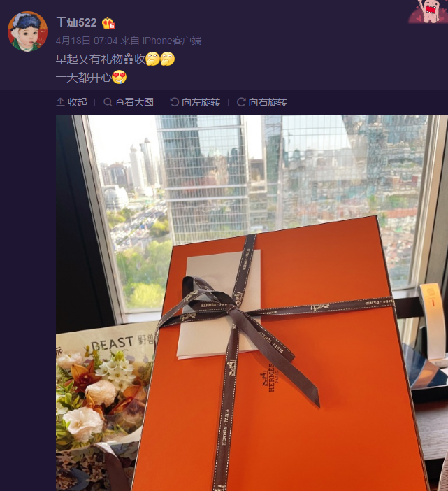 杜淳|杜淳官宣得女，晒老婆和女儿的小脚丫合照好可爱