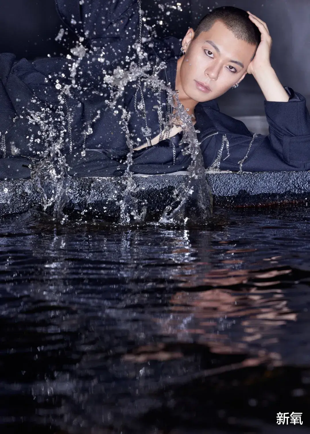 朱亚文|为什么他这张脸越野，越让人觉得高级