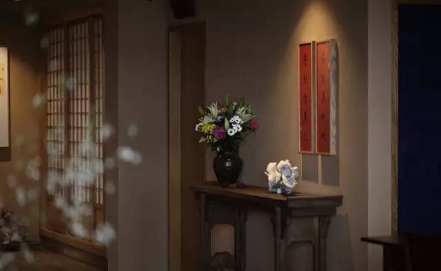 小王话红木|现代家居环境与古典家具的完美融合