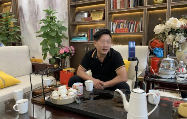 金兰中医学社|男性晨起后有4个“习惯”，肺或会“黑如焦炭”，1个不占，肺还算“轻松”