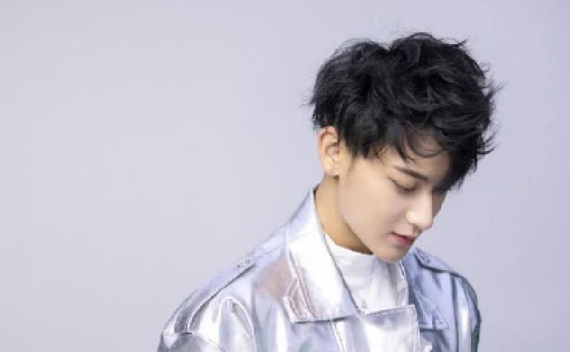 黄子韬|黄子韬与节目组谈崩，退出中国潮音录制，原来是档期冲突了