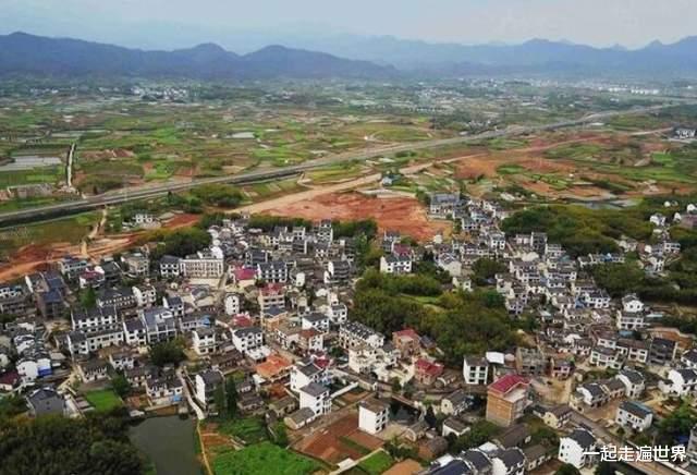 欧洲 中国有个“欧元村”，上千人闯荡欧洲，如今家家有别墅