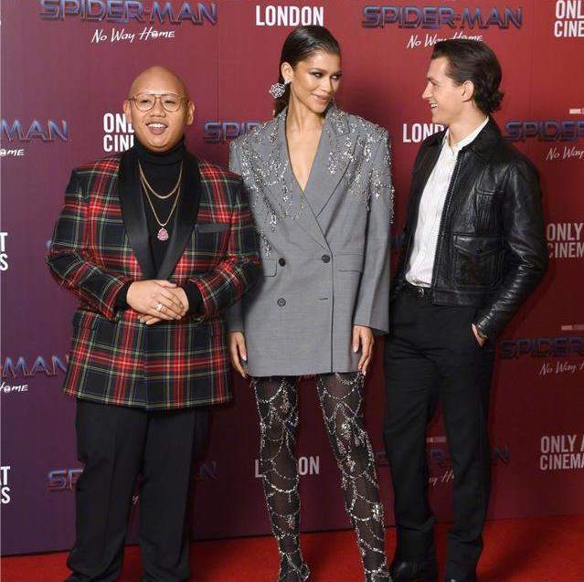 谁是凶手|《蜘蛛侠：英雄无归》三代蜘蛛侠相聚已成定局，但梅姨可能死去