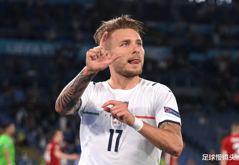 意大利队|伟大的3-0！意大利踢疯了，创4大纪录+63年神迹，打脸黄健翔