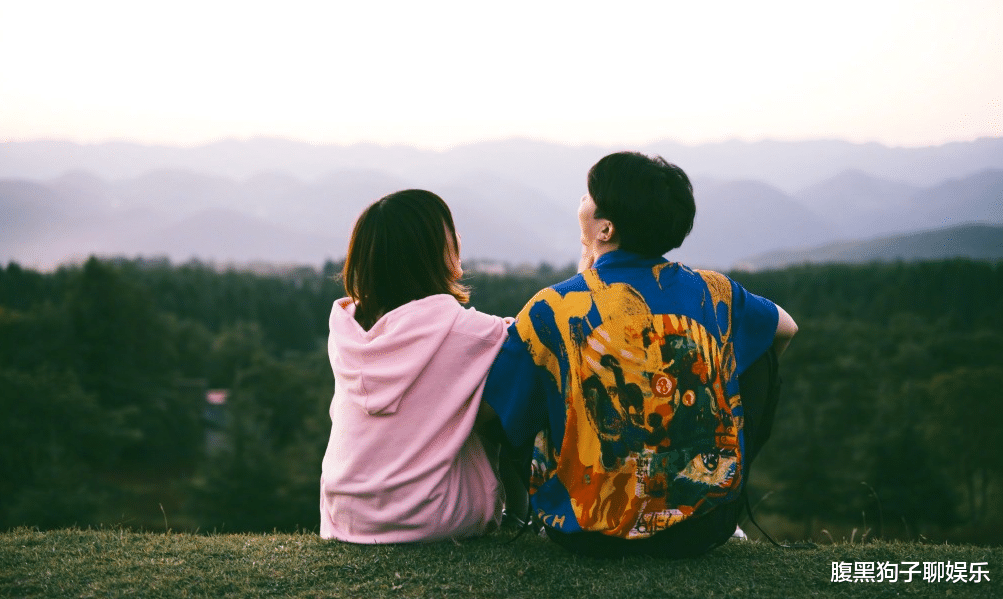 白举纲|被综艺爆破感情状态，白举纲发文承认已婚，对象是可爱的圈外人