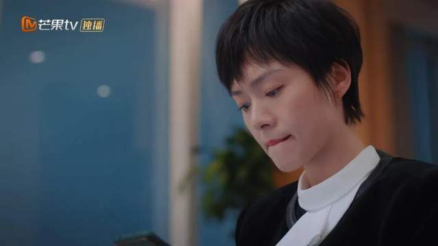 穿衣搭配|钱加一卵巢早衰，揭开了大都市职场女性成功背后的悲哀