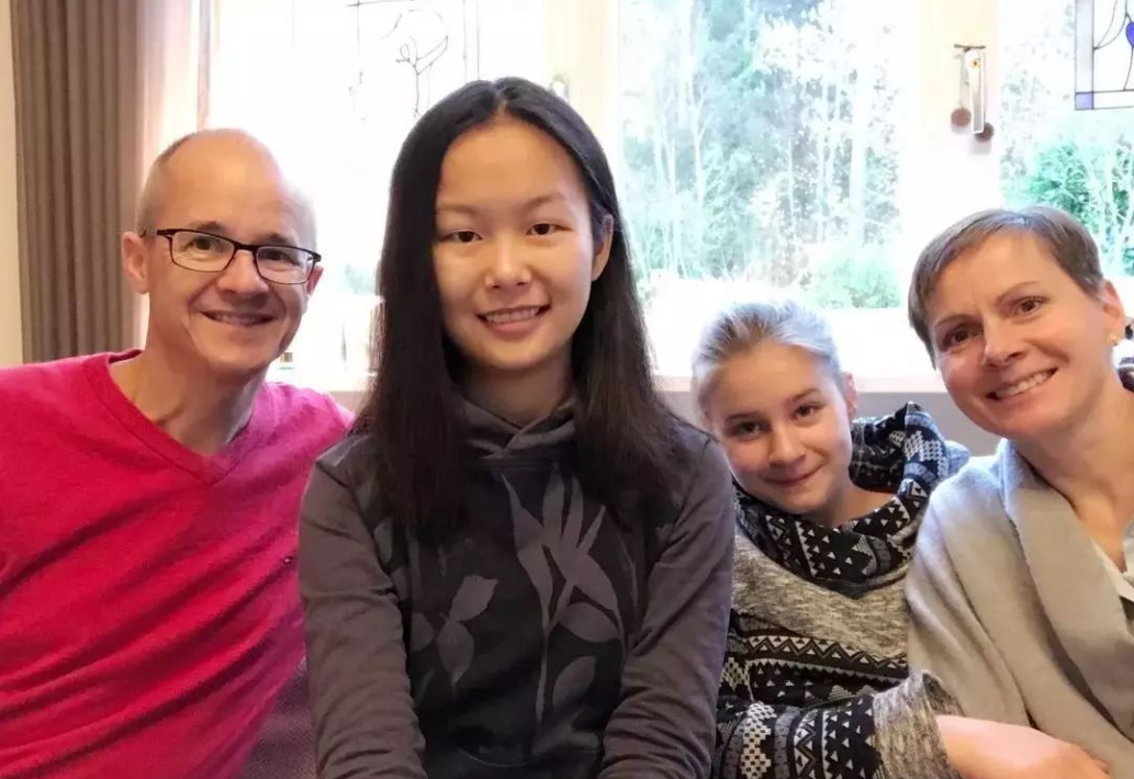 大学|海外留学毕业生回国，也不好找工作了？HR：国内名校生更香