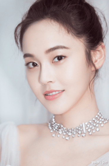 俞飞鸿|俞飞鸿张佳宁对戏好狠！扇耳光脸瞬间变红肿，结束后温柔抚脸安慰