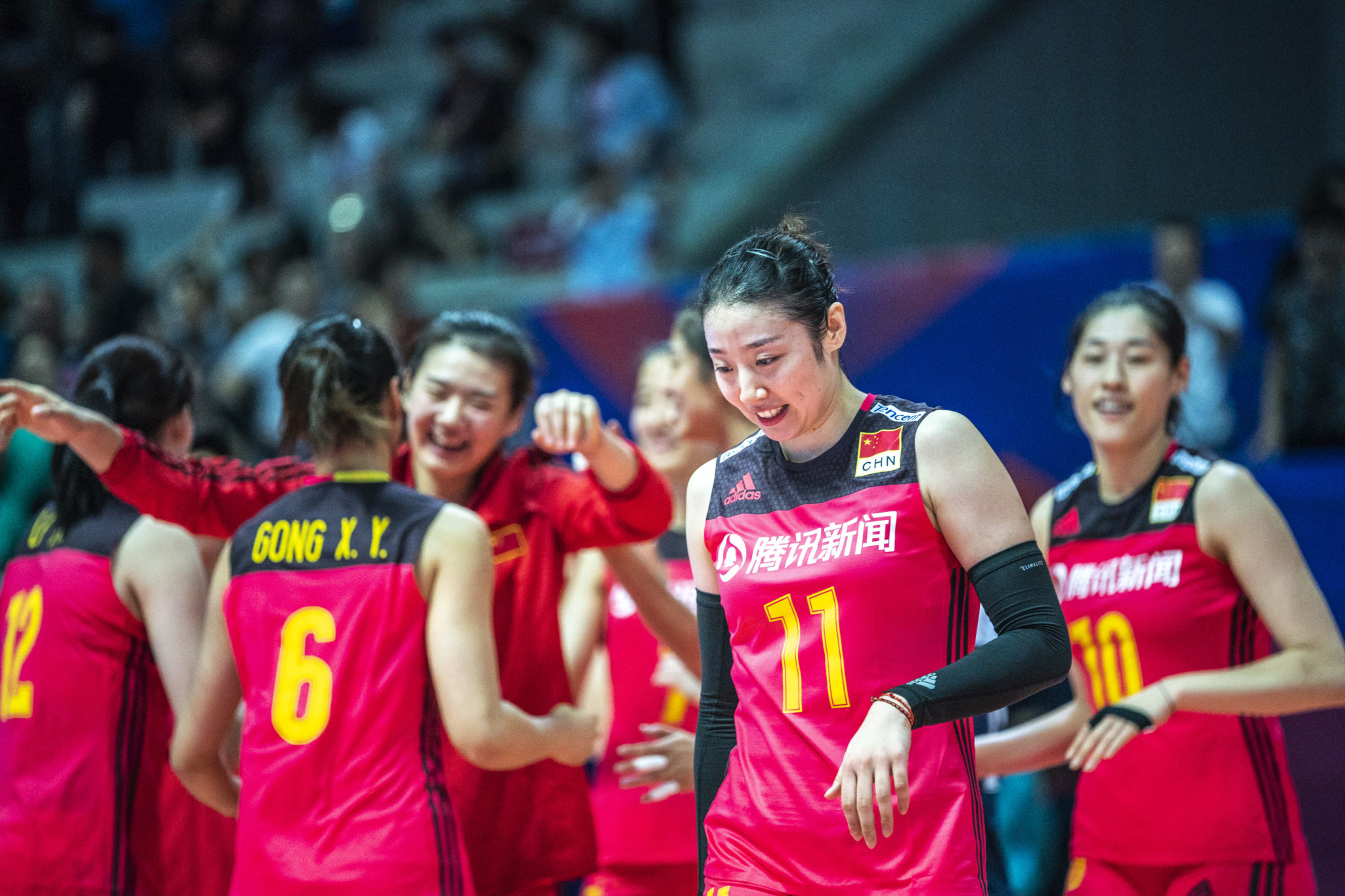 女排世界杯|究竟是什么？让中国女排，从世界杯11连胜神坛，掉落到这样惨淡的连败