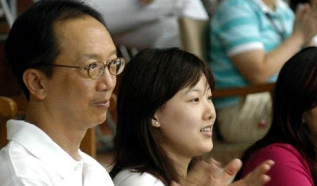 程凌云|陈慧珊的坎坷情路：因梁锦松与初婚老公离婚，二婚老公又惨遭破产