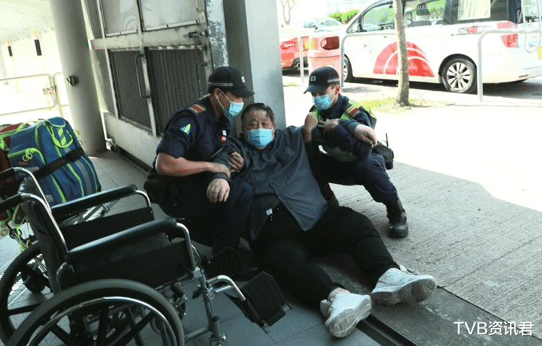 秦煌|突发！72岁香港老戏骨被紧急送医院，双脚严重浮肿，家属避谈病情