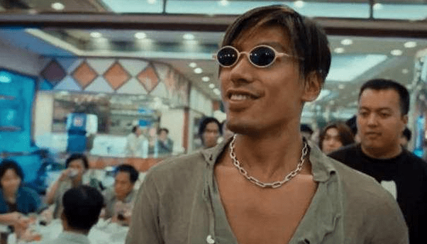 陈小春|“乌鸦哥”分享聚餐视频，陈小春竟意外出镜，这次不会掀桌子了吧