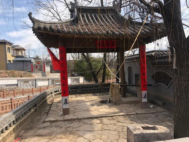 闲悠记 神秘古村落,办过五年大学,石桥、古树、老井和古宅处处可见