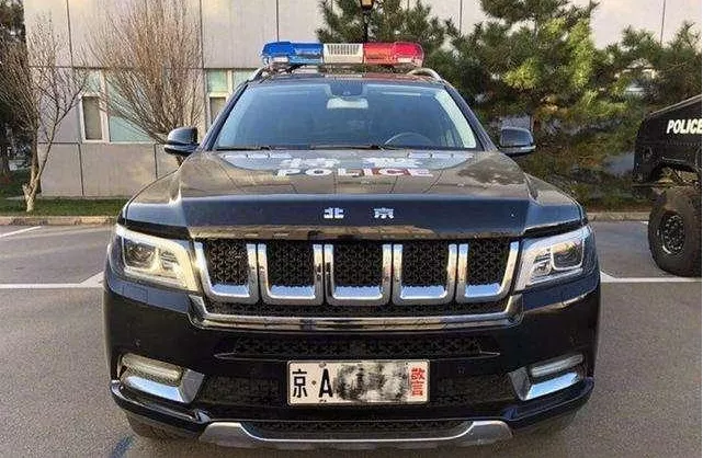 徐晓峰|中国警车“大换血”,日本汽车全部停用,公安部:新车更显大国威严!