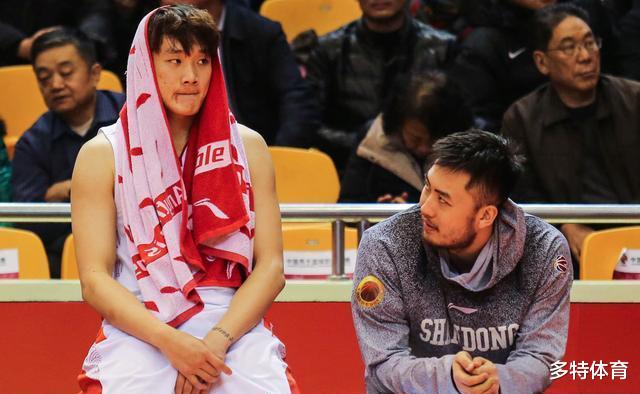 姚明|一夜3消息！宏遠成功續約威姆斯，遼籃搶周琦失敗，小丁正式離隊