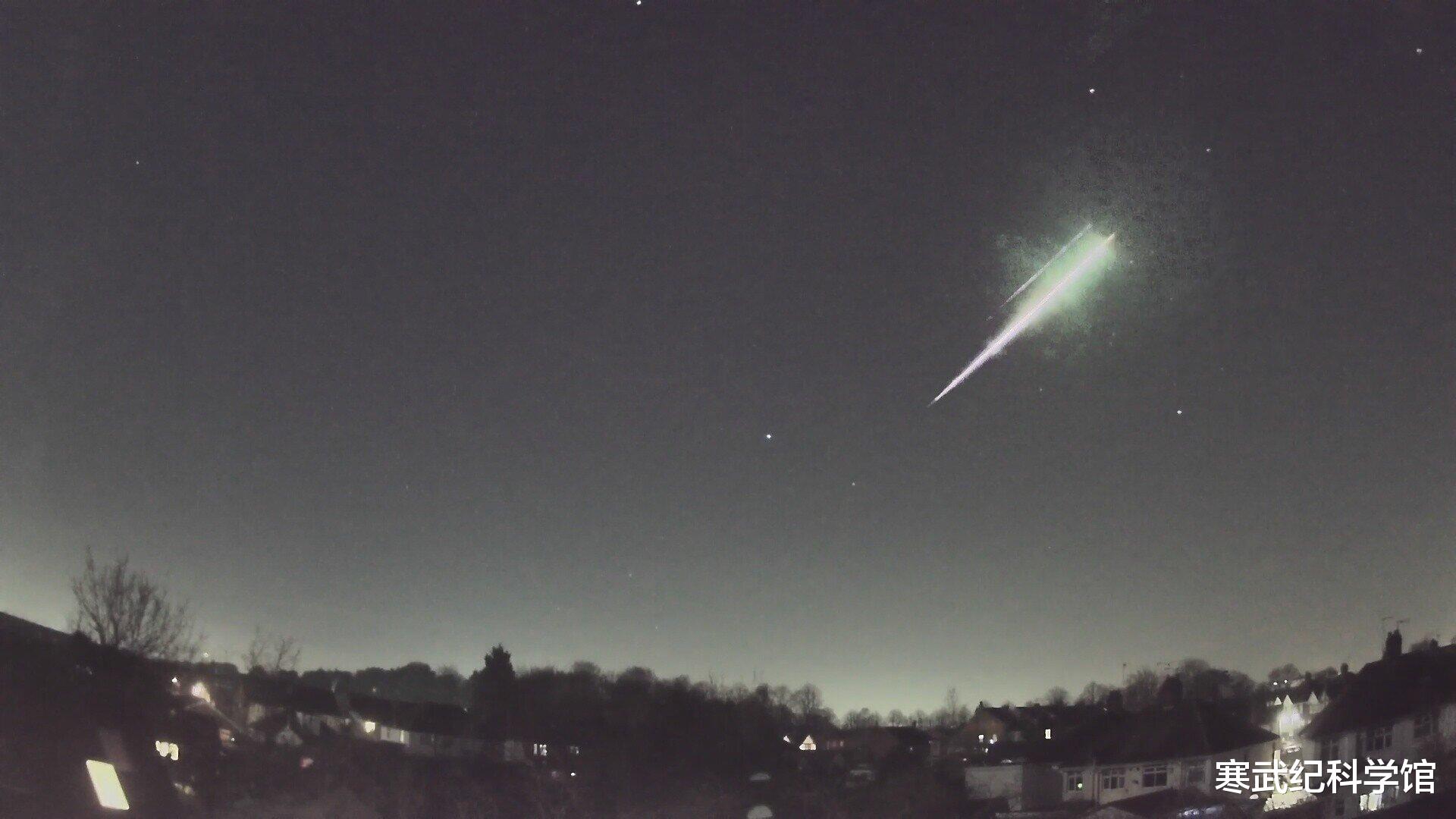 太空 地球生命起源于何处?太空陨石给出答案,或许宇宙布满生命的种子