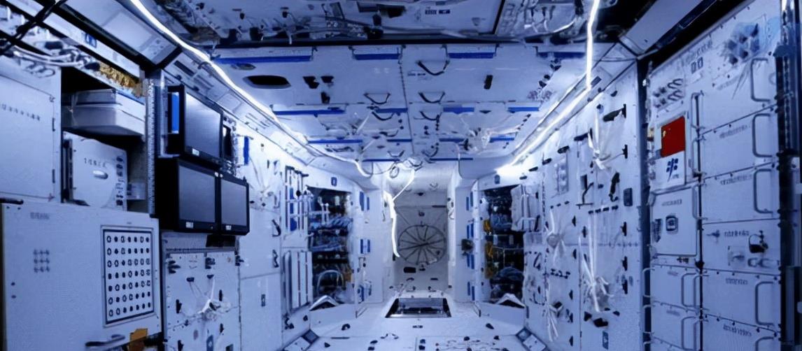 航天员 航天员在返回地球后,为何还需要隔离?难道太空中有病毒不成?