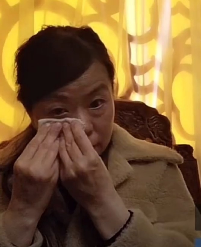 许敏|许敏兄长突然出手，杜新枝铁粉直播间被封，“金果儿”真人曝光