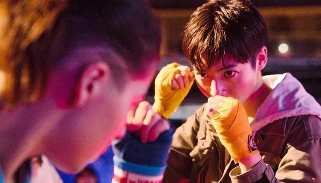 胡小小乖|电影《皆大欢喜》，莎士比亚和全女性演员的结合