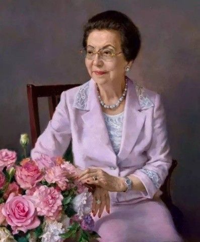 安倍晋三|一物降一物！安倍昭惠不生孩子，无视婆婆，安倍晋三却拿她没办法