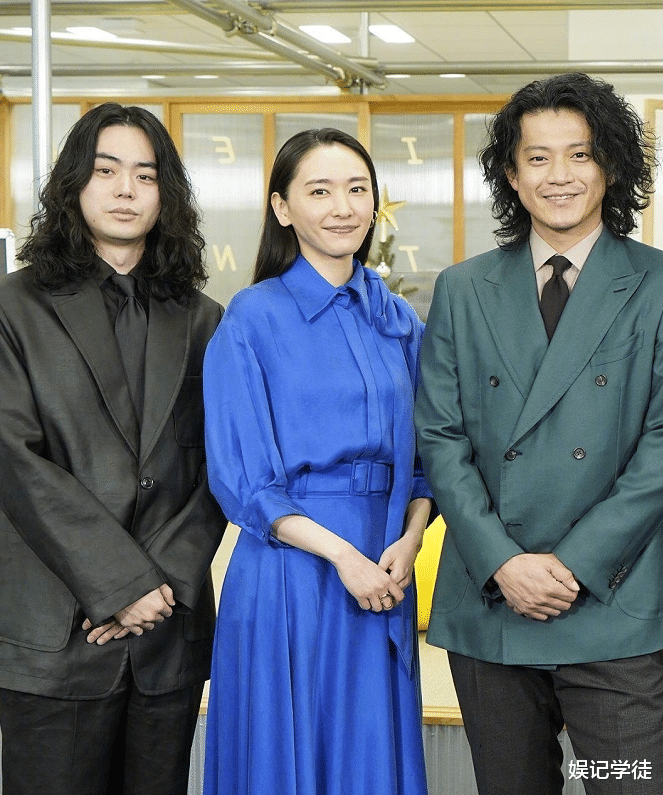 新垣结衣|33岁日籍女星婚后现身，出席活动被指“瘦脱相”，本人发文否认