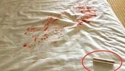 舜网 妈妈出门留女儿自己在家，回来看到女儿身上“血淋淋”的，差点报了警