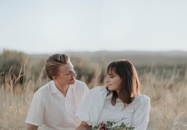 有思小青年|萧亚轩疑似恋情结束，告诉你姐弟恋的4个坏处