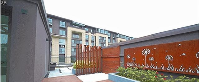 露台怎么设计?千人千意,我唯独拒绝不了实用又好看的花园休闲区