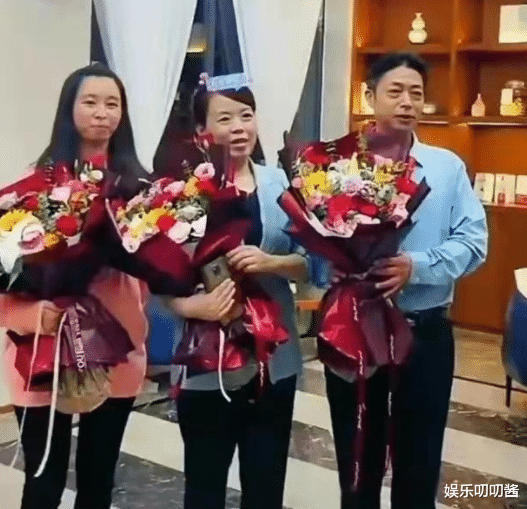 |田静姐弟公开认错，姿态放低态度真诚，澄清舅舅刷礼物是无心之失