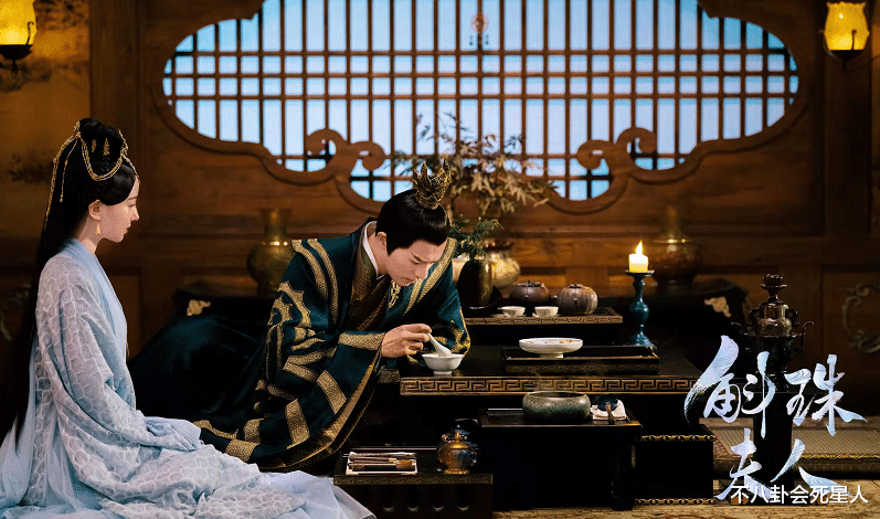 迪丽热巴|年度12对荧幕cp，杨洋热巴成现偶之光，每一对都很好嗑