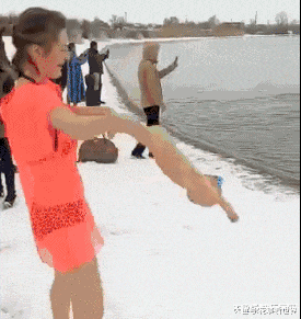 交易 “发现女友跟奔驰车主的交易后，我也沦陷了...”哈哈哈哈给这操作跪了