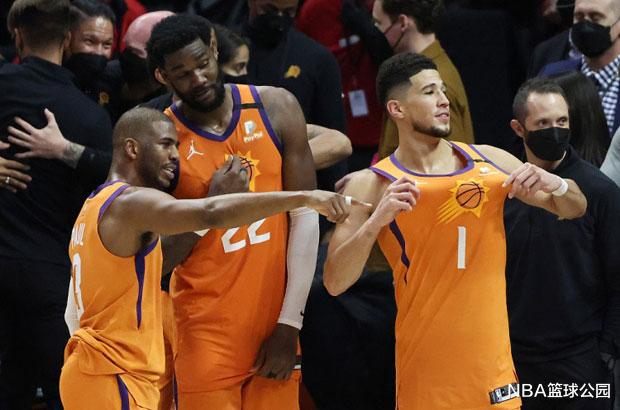 保羅|就在今天，一項(xiàng)史無前例的NBA紀(jì)錄，被保羅給達(dá)成了