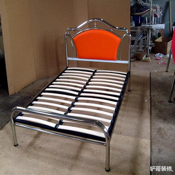 为什么大家不愿意睡不锈钢床？了解之后，真想快点把家里的床扔掉