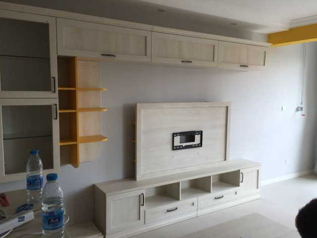 老公装修新房，看着满屋子的柜子，我只想重新装修