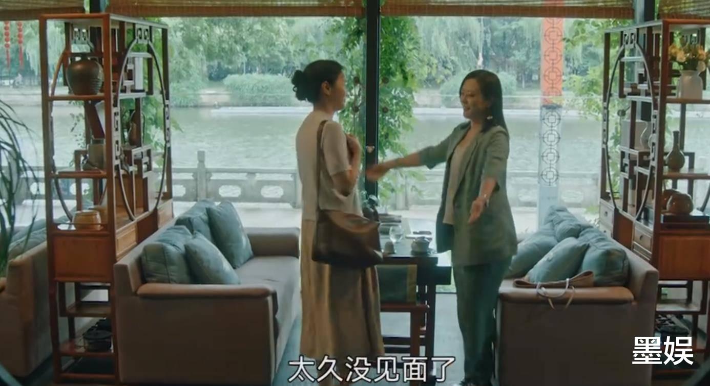 跟踪者|《八角亭谜雾》连警员都被盯上了？多个细节透露跟踪者动机