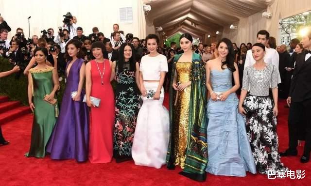 明星|美人相遇必有一输，娱乐圈最大的反差，都在女明星的合照里