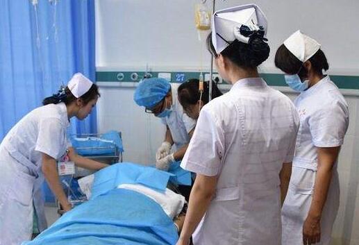 江湖微谈 25岁女子恶心呕吐，结果查出肝癌晚期，原因大家需要注意