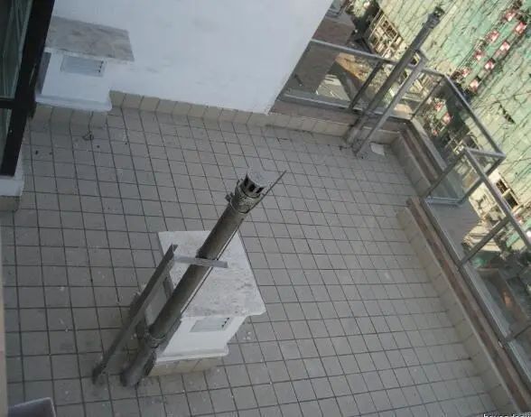 为什么卫生间并排装2根下水管？听师傅一说完，才知用处这么大！