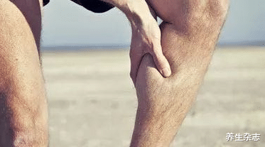 |48岁男子，每天“跑步”养血管，脑出血住院，医生咆哮：愚昧无知