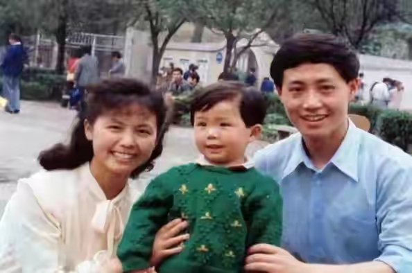 39岁李云迪承认嫖娼!“监狱风云”再添一人,这一切都归咎于妈妈!
