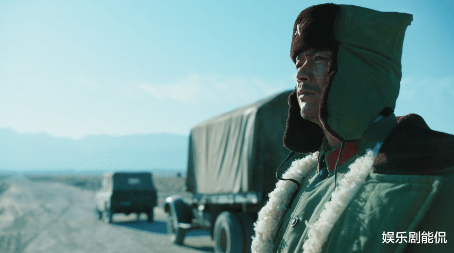 马子佳|功勋：杨烁雷佳音的3次握手，意境不同，由存在不满到相互尊敬