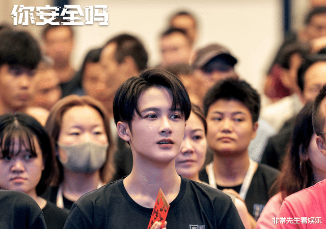 檀健次|龚俊告别《中餐厅5》，顶流之后，为什么是檀健次“接班”？