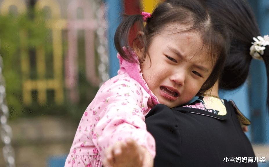 小雪妈妈育儿经|爸爸给女儿取名叫“文雅”,妈妈听后不喜反怒:也不看看你姓什么