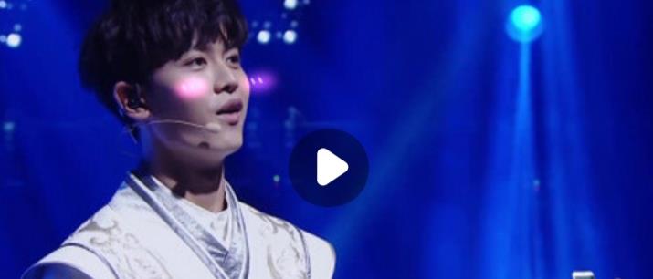 王佩瑜|央视中秋晚会出现一惊喜人物王佩瑜，京剧传承人，曾大夸任嘉伦