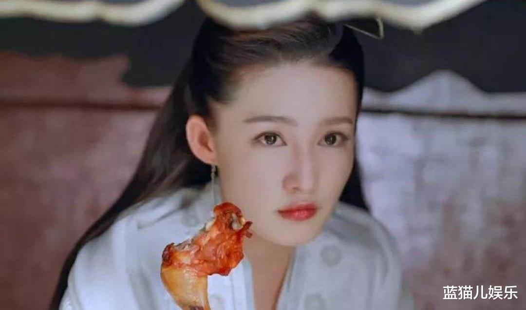 撞脸|撞脸撞得高级的女明星，我只服这3对，五官太像，正适合演亲姐妹