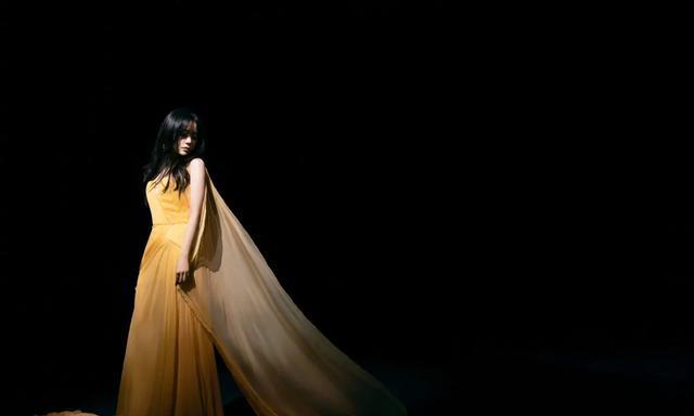 皓衣行|小八卦，欧阳娜娜，程潇，白敬亭，张碧晨，皓衣行