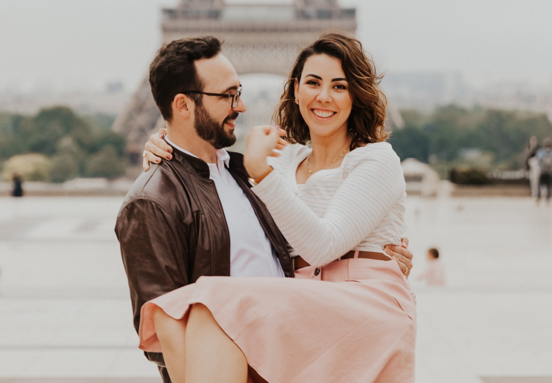 西厢有情|一个人对你情深似海的三个表现